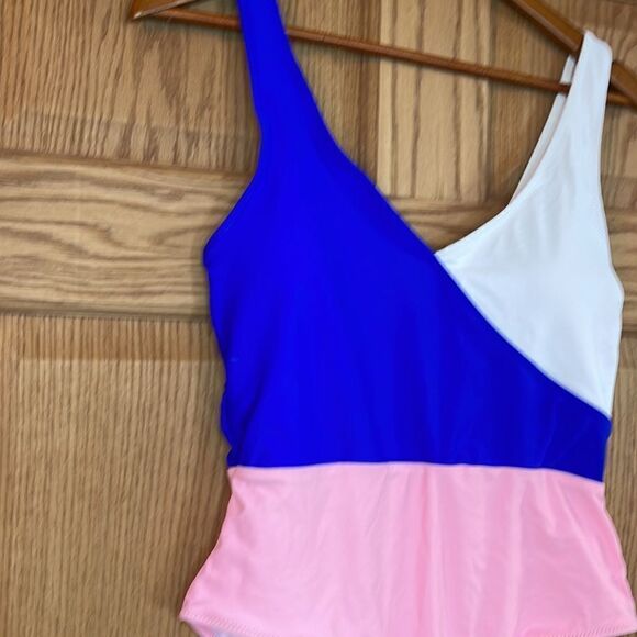 JOLEFILLE Women Sports Color Block One Piece Swimsuit *NWOT* - Picture 6 of 8